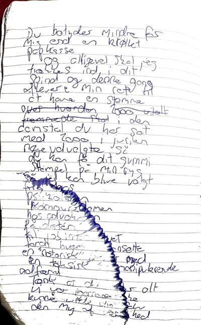 Håndskrevet originalmanuskript til Så du tror du kan af T.K. Bars, side 2 af 4 — vandskadet.